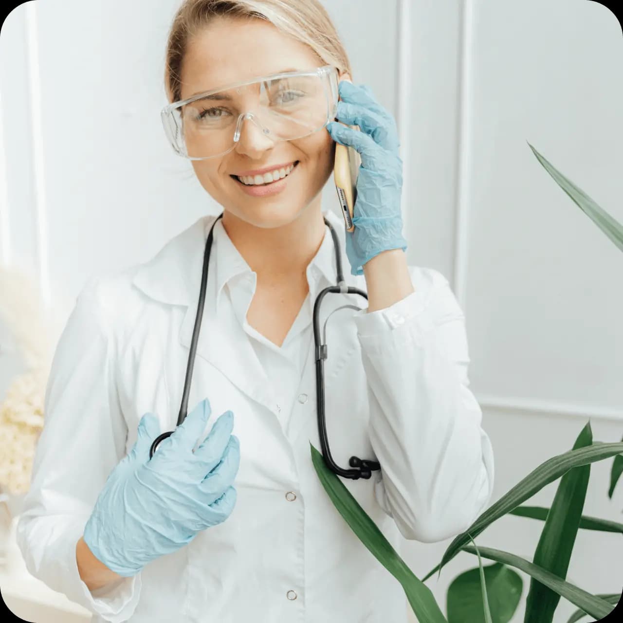 female-doctor-with-stethoscope